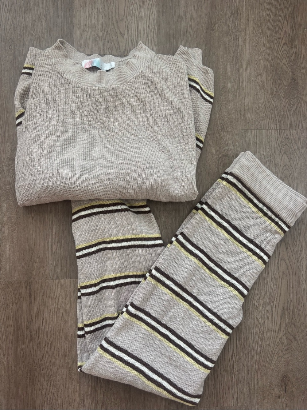 Free People Beige Stripe beach set with Yellow and Black Trim